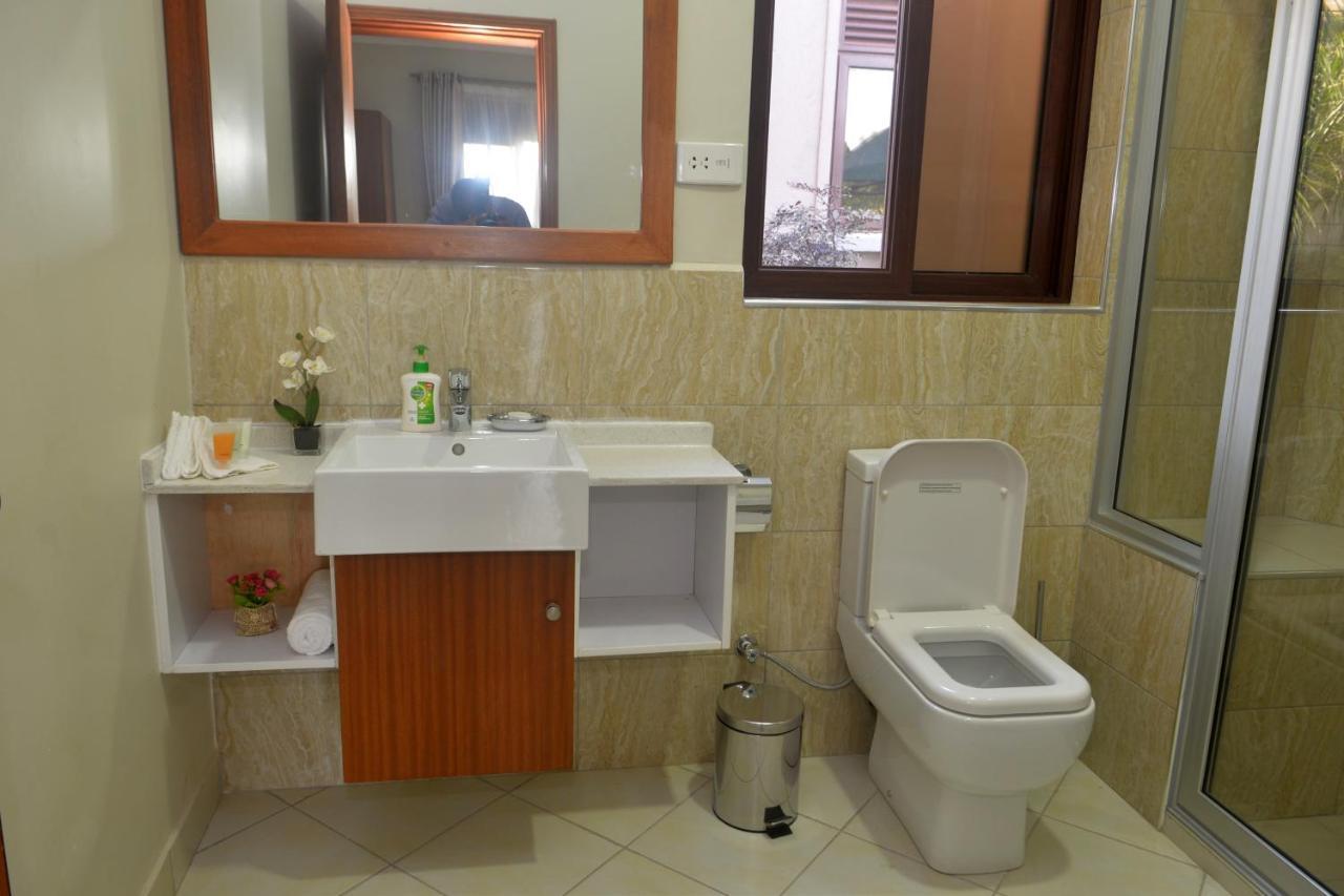 קמפאלה Akasu Bed And Breakfast מראה חיצוני תמונה