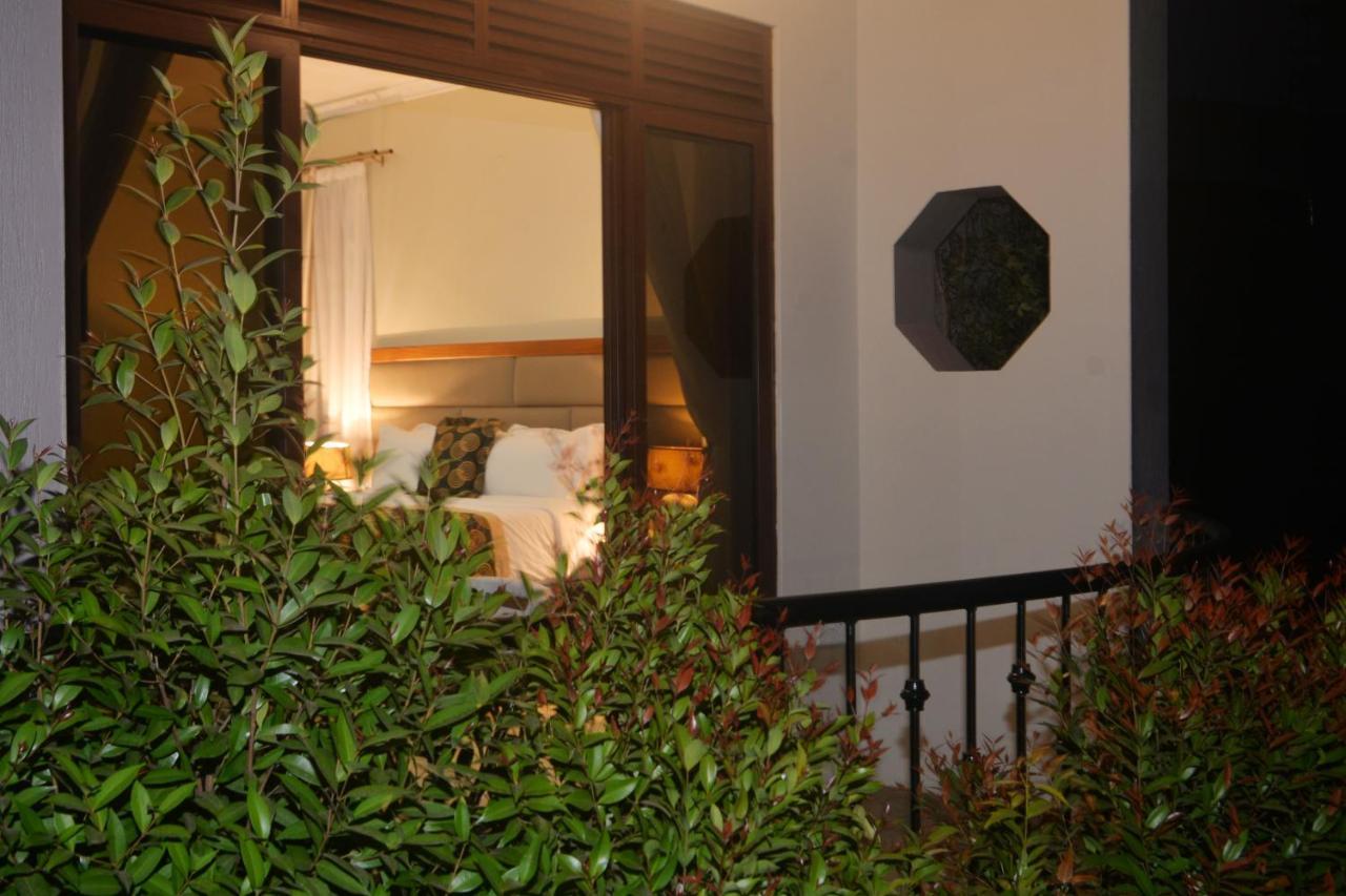 קמפאלה Akasu Bed And Breakfast מראה חיצוני תמונה