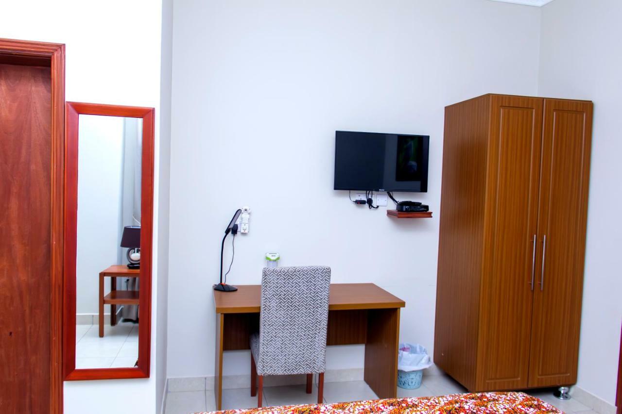 קמפאלה Akasu Bed And Breakfast מראה חיצוני תמונה