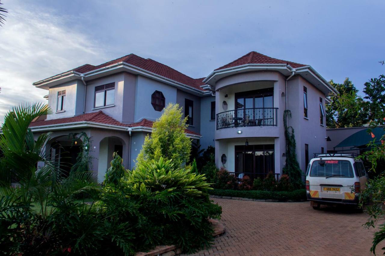 קמפאלה Akasu Bed And Breakfast מראה חיצוני תמונה